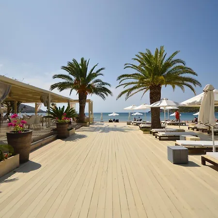 Курортный комплекс Plaza 5*